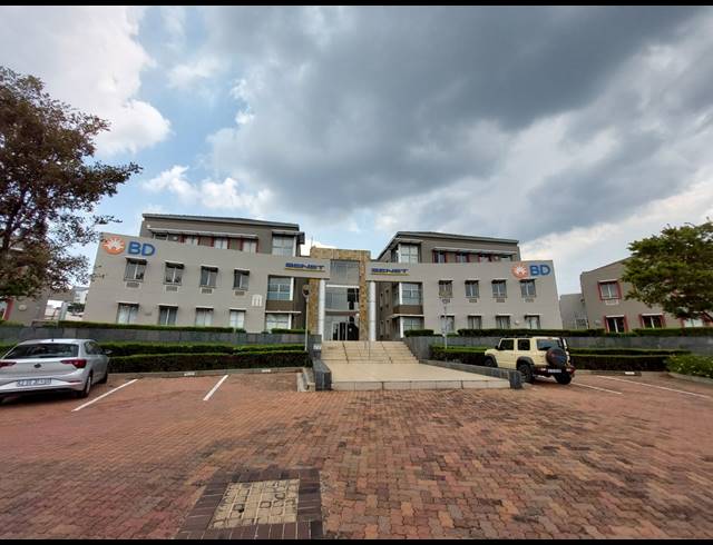 898M² OFFICE TO LET IN GREENSTONE HILL